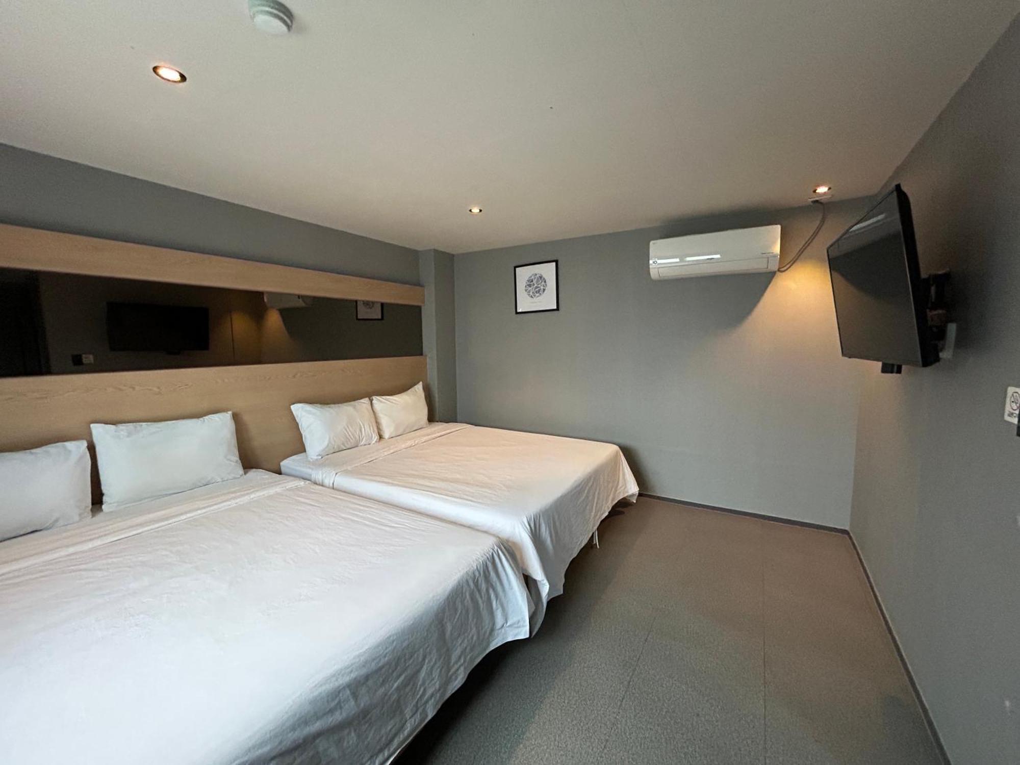 Deluxe Motel Geoje Exterior foto
